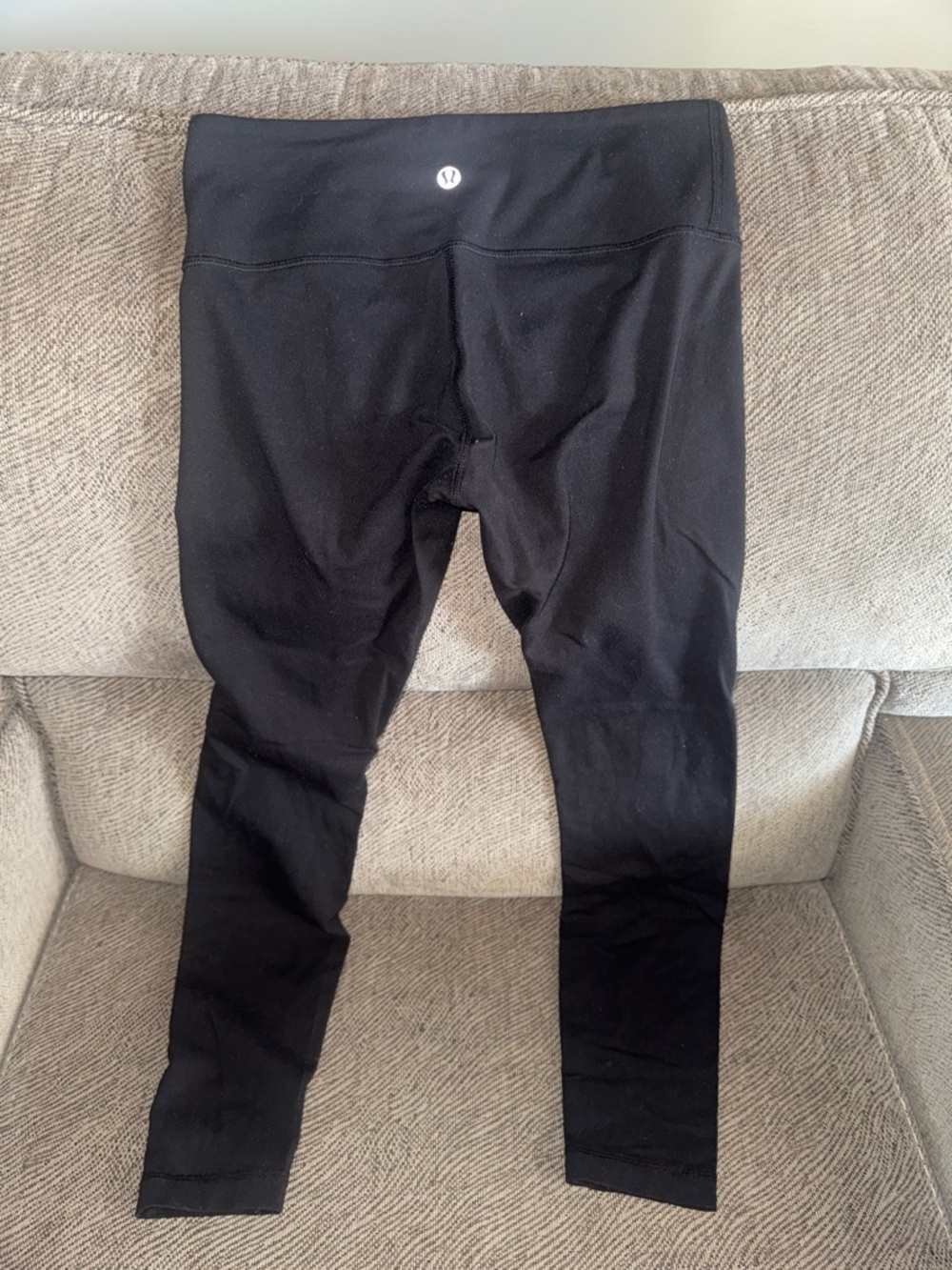Lululemon flawed Black High-Rise Leggings